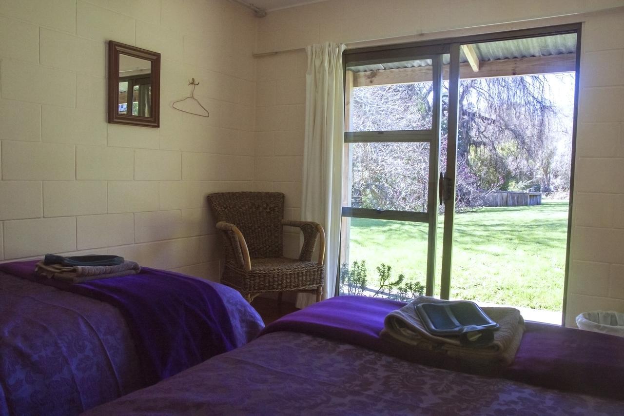 Kawai Purapura Yoga Retreat Centre Hotel Auckland Exterior photo