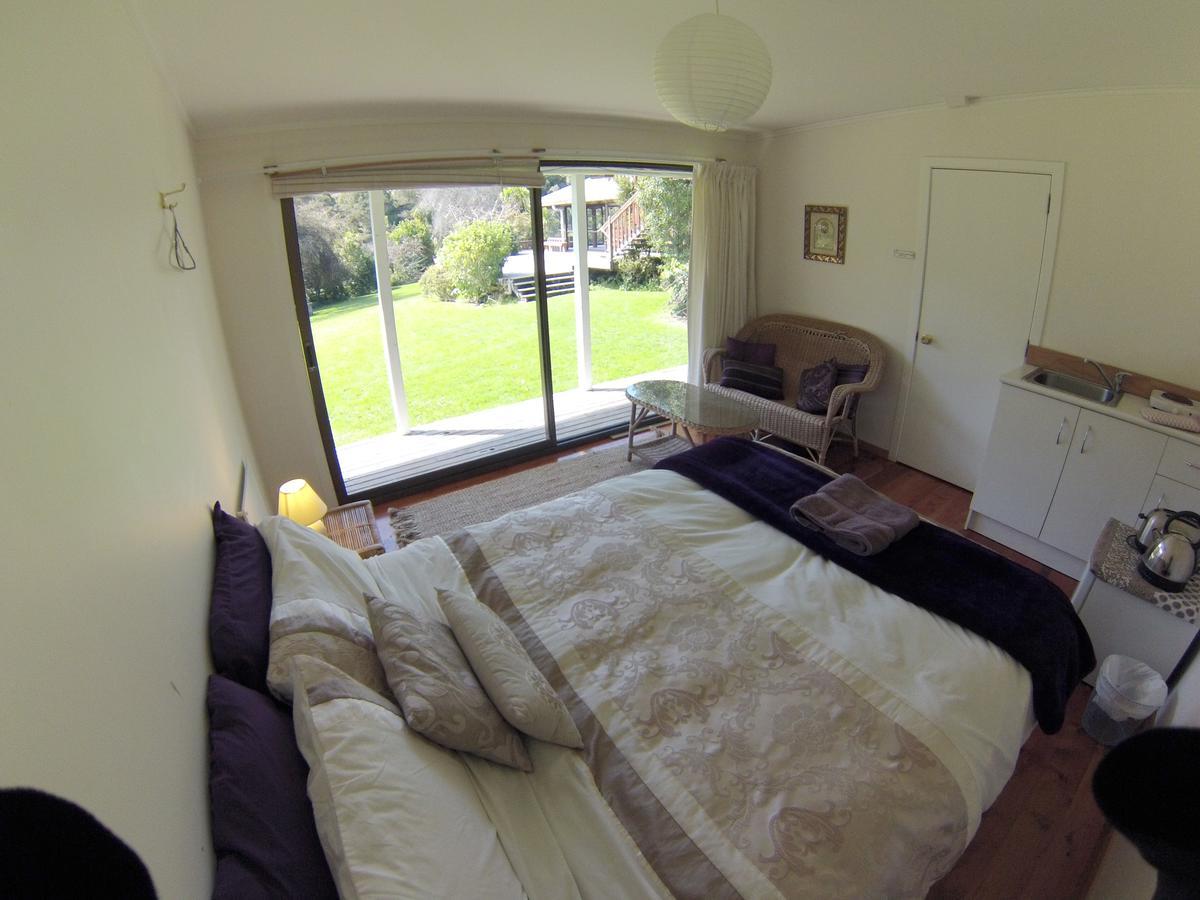 Kawai Purapura Yoga Retreat Centre Hotel Auckland Exterior photo